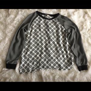 Super cute LOFT top in EUC!